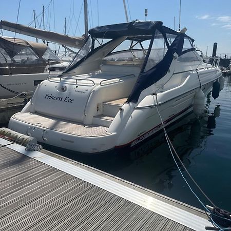 Boat Accommodation Ltd Torquay Εξωτερικό φωτογραφία