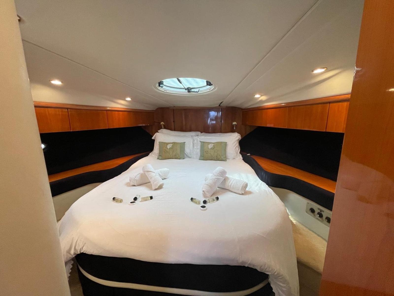 Boat Accommodation Ltd Torquay Εξωτερικό φωτογραφία